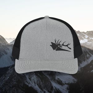 Adventure Snapback Trucker Cap - Perfekt für Camping, Angeln, Outdoor-Lifestyle, personalisiertes Geschenk, gesticktes Design
