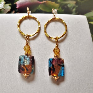 Boucles doreilles en verre fondu dichroïque / Boucles doreilles en verre fondu Gold Dangle / Boucles doreilles en verre fondu et en cristal / Cadeau toutes occasions pour elle / image 3