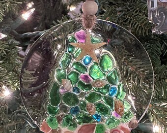 Adorno navideño con temática costera