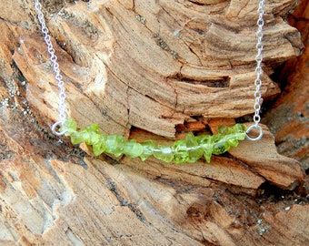 Olivine bar necklace