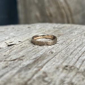 14k Yellow Gold Ring