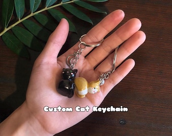 Aangepaste Chibi Cat-sleutelhanger handgemaakte polymeerkleifiguren