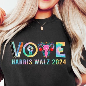 Harris Walz 2025 Shirt, Kamala Harris Walz, Tim Walz t-Shirt,Democrat Shirt,Vote Blue, Liberal Feminist Shirt,Vote Shirt, Banned Books Shirt