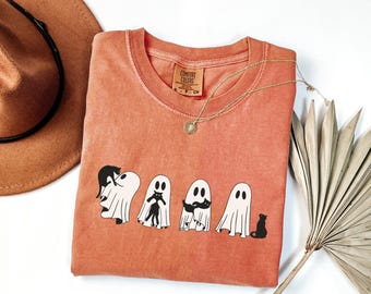 Comfort Colors® Ghost Cat Shirt, Cat Ghost T-Shirt, Cute Cat Lovers Shirt, Retro Ghost Halloween, Halloween Cat T-shirt, Spooky Season Gift