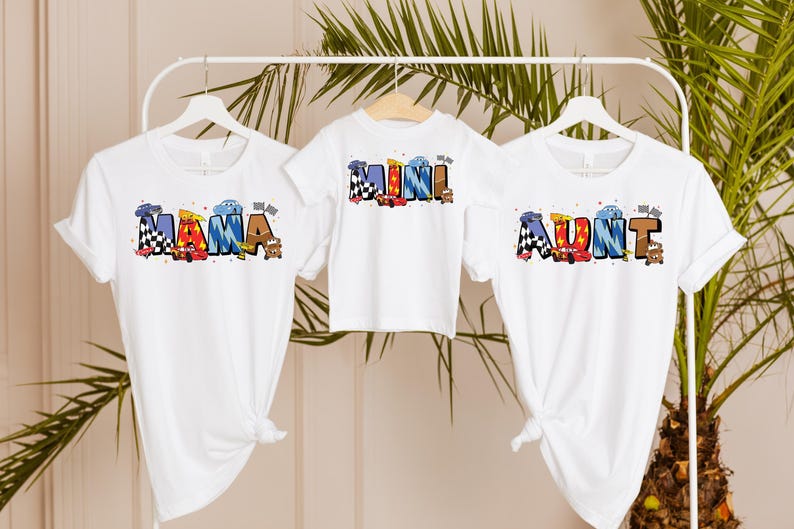 Camiseta familiar personalizada de Pixar Cars, camiseta de Rayo McQueen para mamá y papá, camiseta de Cars para mamá y papá, sudadera con capucha de la Copa Pistón, sudadera de Disney Cars Land imagen 3