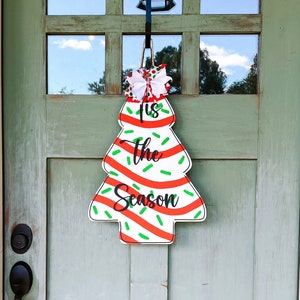Christmas Front Door Decor, Christmas Tree Cake Door Hanger, Christmas Gift for Mom, Christmas Housewarming Gift