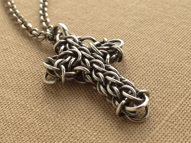 Mens Silver Cross Necklace, Chainmaille Pendant on 2.8mm Cable Chain