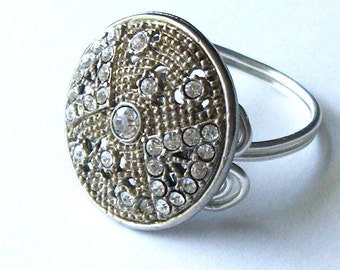 Art Deco Vintage Button Ring