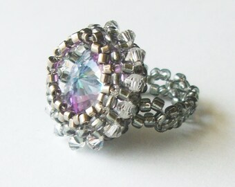 Beaded Rivoli Ring in Vitrail Light