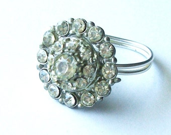 Vintage Rhinestone Button Ring