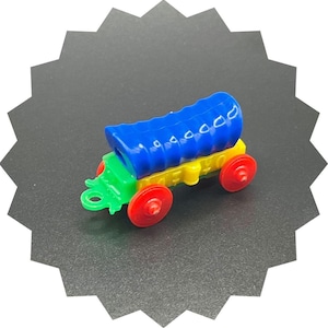 Vintage 1950&#39;s Toy Covered Wagon Keychain