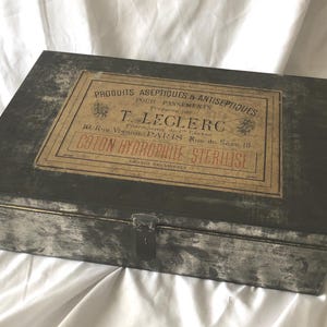 Charming Antique French T LECLERC Collectible Primitive Empty Medical Tin c1900s