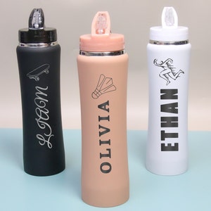 Botellas de agua talladas personalizadas, botellas de agua deportivas personalizadas, regalos personalizados para entrenadores, regalos para damas de honor, regalos para deportes de equipo