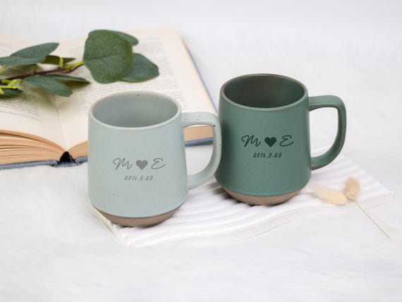 Personalized Ceramic Couple Mugs: Engraved Anniversary Keepsake