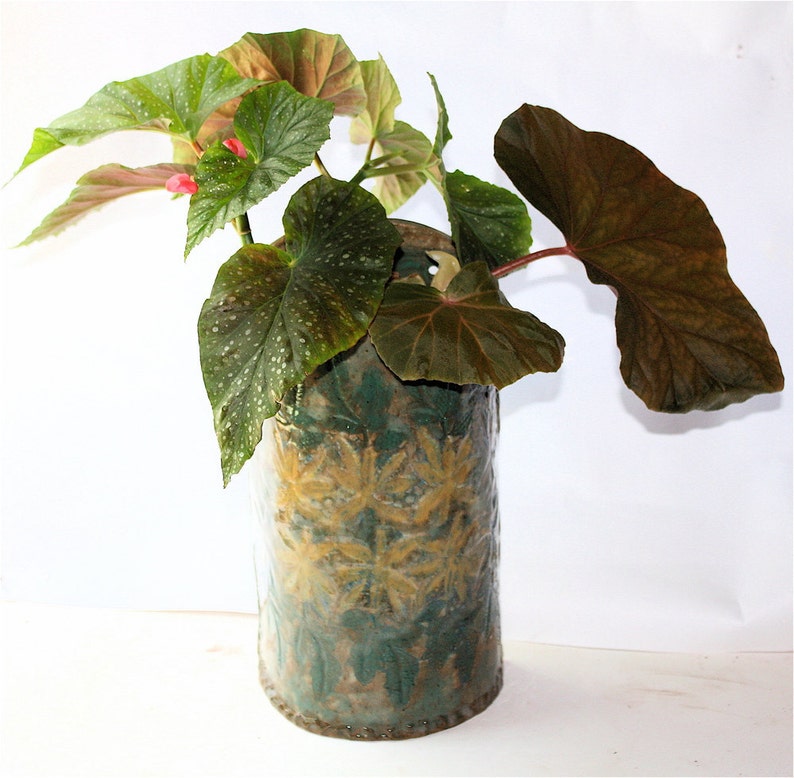 Wall Vase Planter in Stoneware with Lace Embossed Leaves and Flowers image 1