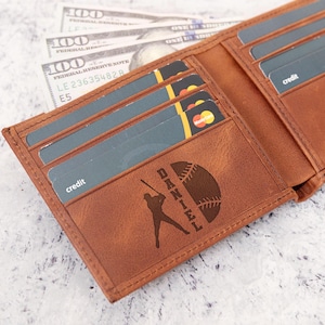 Cartera de cuero para el Día del Padre, regalo para un amante del béisbol, novio, cartera deportiva de cuero personalizada, regalo para un fanático del béisbol, papá, esposo, hermano, entrenador.