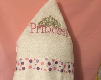 Princess with Crown Hooded Bath Towel - Size 4+ only/ bath, pool, beach - LAST ONE!