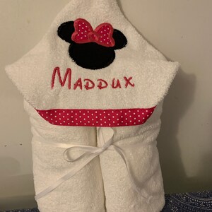 Minnie Applique Hooded Bath Towel Sizes NB-3 and 4/ personalized bath, pool, beach red or pink bow 3 ribbon choices image 3