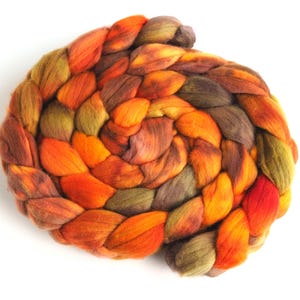 Rambouillet Wool Hand Spinner&#39;s Roving - Hand Painted Colorway, Fever Pitch