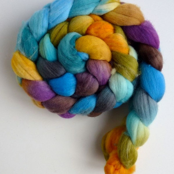 Targhee Wool Roving - Hand Painted Spinning or Felting Fiber, Cheerful Disposition