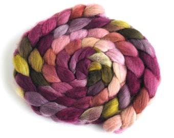 Falkland Wool Roving - Hand Dyed Spinning and Felting Fiber, 4 Ounces, Plum Alloy