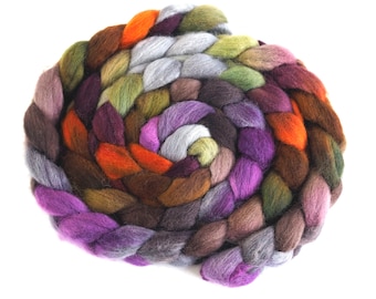 Falkland Wool Roving - Hand Dyed Spinning and Felting Fiber, 4 Ounces, Shimmering Dusk