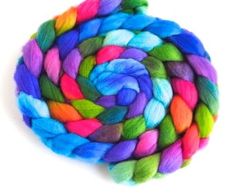 Fine Polwarth Roving - Hand Painted Spinning Fiber, 4 Ounces, Simple Flourish