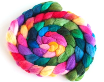 Corriedale Wool Roving - Hand Dyed Spinning and Felting Fiber, Spring&#39;s Zenith