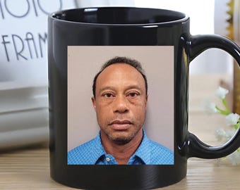 Taza de café con foto policial de Tiger Woods 2026, 11 oz / 15 oz