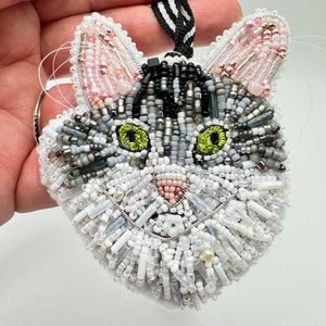 Custom made: YOUR cats portrait memorialized in a holiday ornament or brooch/pin or pendant image 1