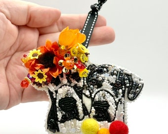 YOUR pet’s portrait transformed into a Christmas ornament or jewelry