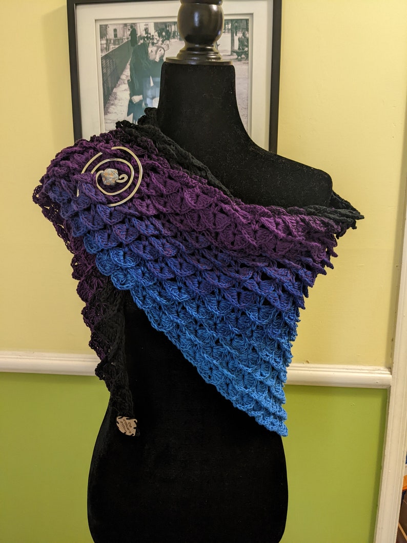 Dragon Scale Shawl Pattern image 3