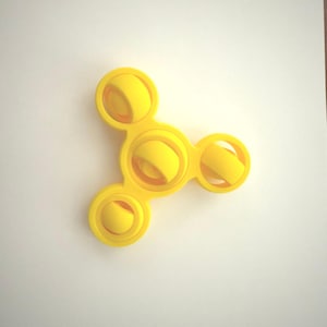 Fidget Spinner Toy – 4-Way Spinning - Fun Stress Relief for Kids & Adults