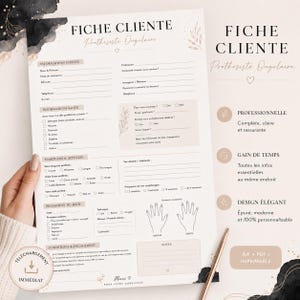 Peut inclure: Une fiche client imprimable beige et blanche pour prothésiste ongulaire, avec des sections pour les informations client, les détails de santé, les habitudes et les prestations. La fiche comprend des éléments floraux décoratifs et le texte "FICHE CLIENTE Prothesiste Ongulaire".