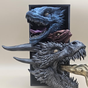 3D Printed Dragon Heads Bookshelf - Unique Fantasy Reader Gift