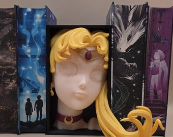 Sailor Moon Bücherecke – handgemalt