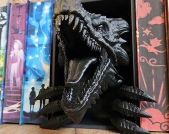 3D Printed Dragon Book Nook: Fantasy Bookshelf Decor