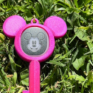 Dark Pink Iridescent Key, Magic Hugger Key, PLA, Magicband+ holder, Puck holder, magicband+ skin, Toon Key, Magic Hugger