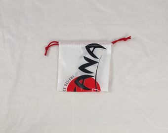 Middelgrote tas met katana-parachutelogo en rode trekkoorden