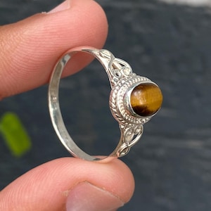 Natural Tiger Eye Gemstone Handmade 925 Sterling Silver Dainty Oval Ring For Women, Yellow Gemstone Tiger Eye Ring, Gift For Mom or Wife