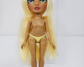 Rainbow High Jr High Sunny Madison - 9-inch YELLOW Fashion Doll