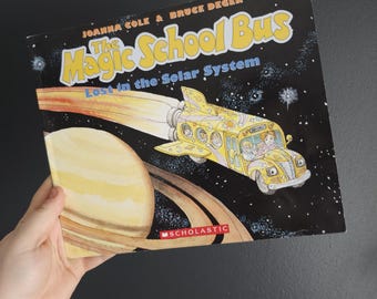 懐かしい本：ジョアンナ・コール著『マジック・スクール・バス 太陽系に迷い込んだ男』