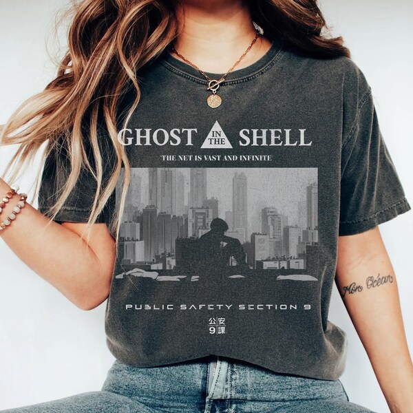 T-Shirt Vintage Ghost In The Shell - Manches Courtes - Tailles S à 5XL - Personnalisable - Fabriqué Aux USA
