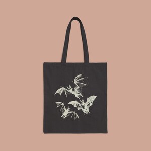 Gothic Fledermaus Print Baumwollsegeltuch Einkaufstasche | Umweltfreundliche wiederverwendbare Einkaufstasche, Halloween-Geschenk, Halloween-Tasche, Tasche für alle Gelegenheiten, Kunsttasche