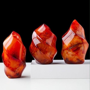 Raw Red Carnelian Flame Shaped Crystal Large Rose Quartz Crystal Fire Flame Carnelian Crystal Carving Crystal Collection Tower Crystal Gift