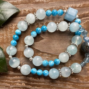 Healing Energy Chakra Crystal Bracelet,Natural Gemstone,Throat Chakra,Communication,Chakra Energy,Handcrafted Design Crystal Bracelet