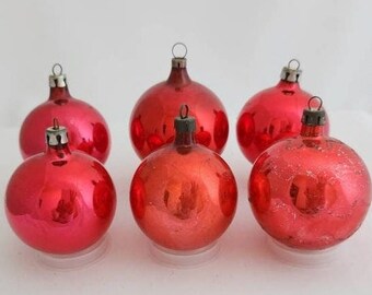 6 Vintage Red Glass Christmas Ornaments * Poland * Shabby * Age Wear * 50s