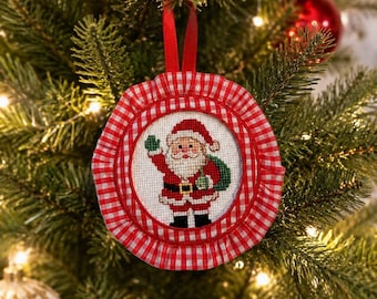Self-Finishing Ornament | 2 or 3 inch Round Frame | Needlepoint Display Ornament