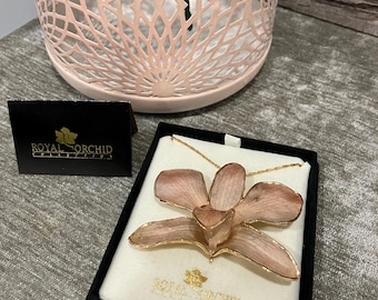 Vintage pastel pink ORCHID necklace pendent/ pink/ broach with gold trim and gold necklace. 22kt gold plated