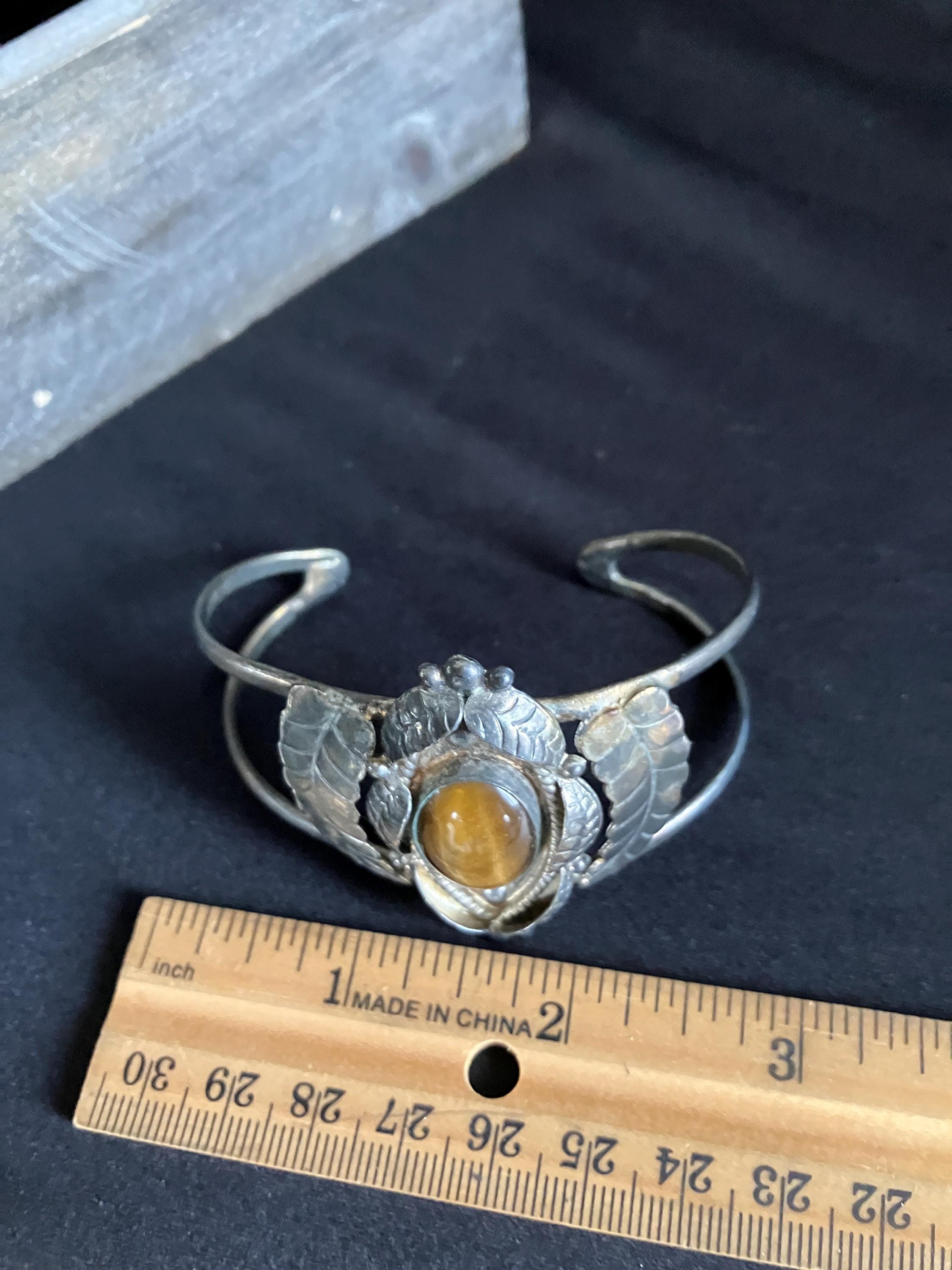 ヴィンテージ シルバー タイガーアイ ブレスレット。メキシコ製